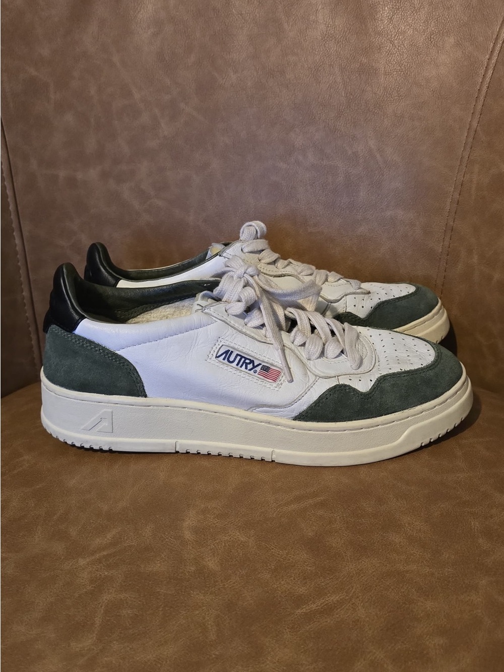 Autry Women’s White and Green Low-Top Sneakers